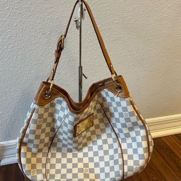 Louis Vuitton Handbags - 1017 LV Galleria AZur